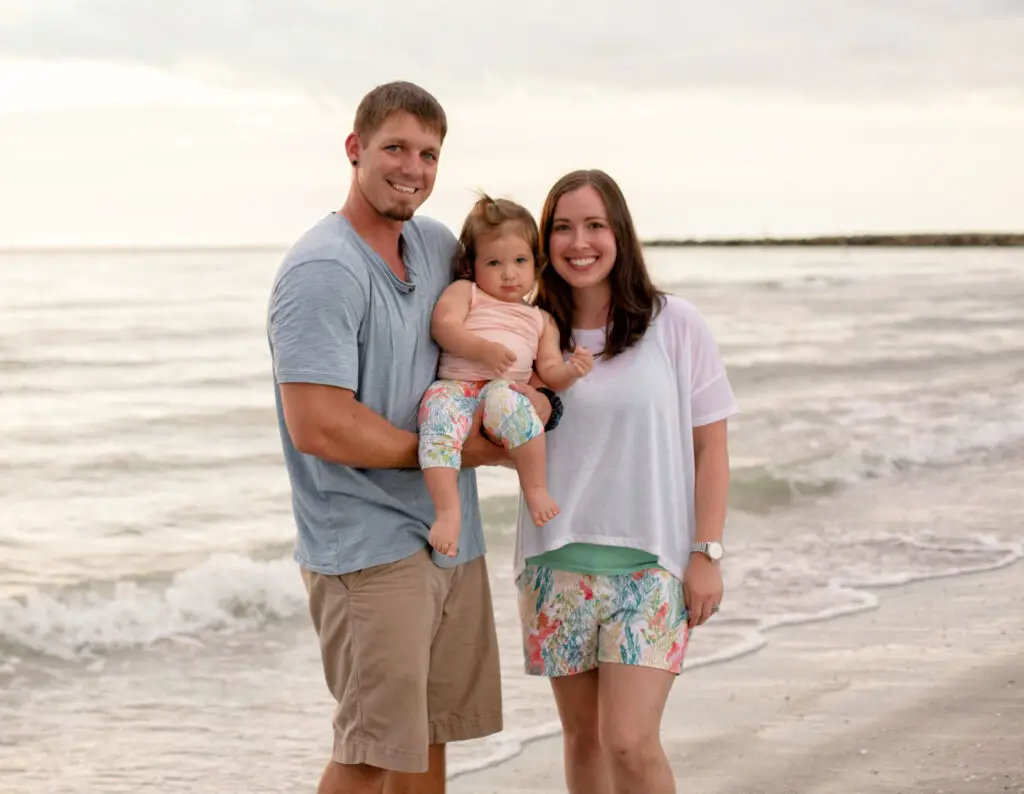 Family in Orlando beach picture